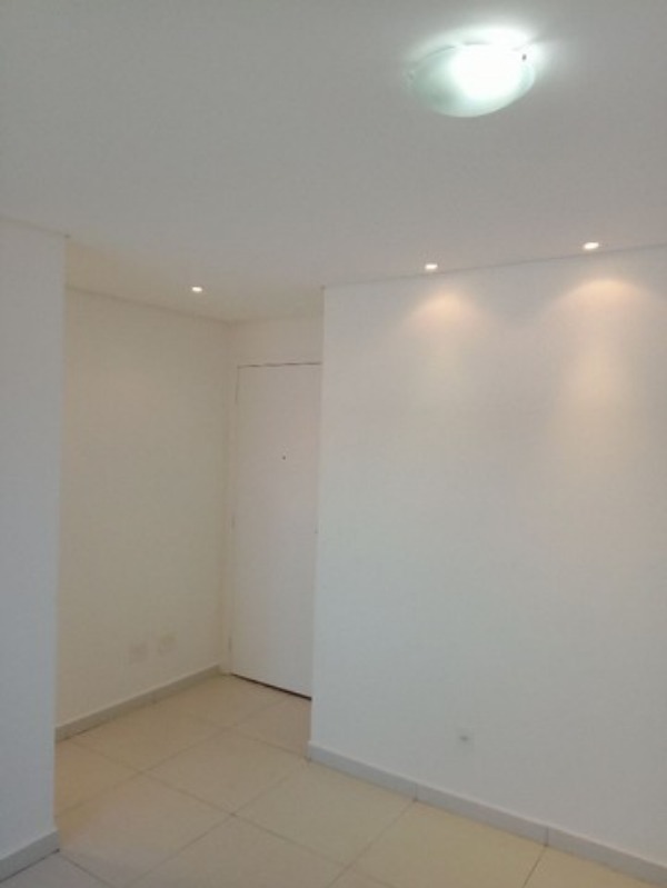 Apartamento à venda com 2 quartos, 46m² - Foto 3