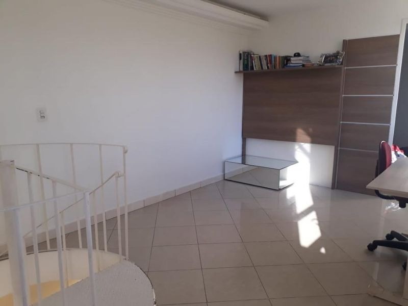 Cobertura à venda com 3 quartos, 94m² - Foto 4