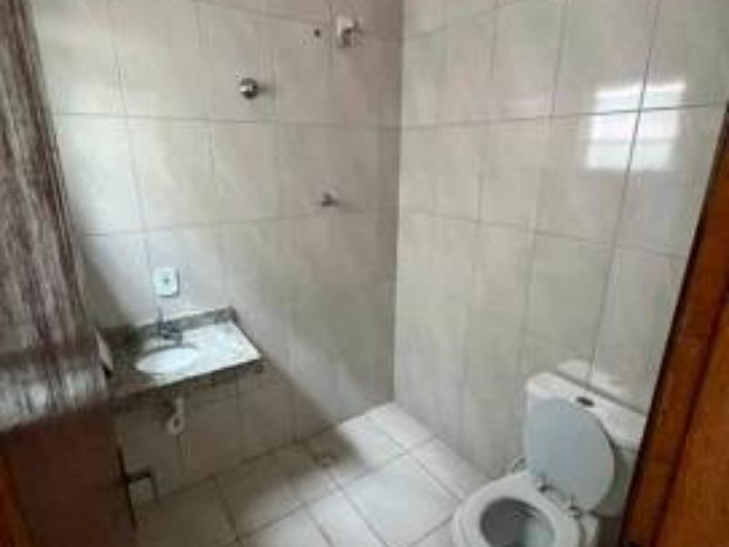 Casa à venda com 3 quartos, 178m² - Foto 9