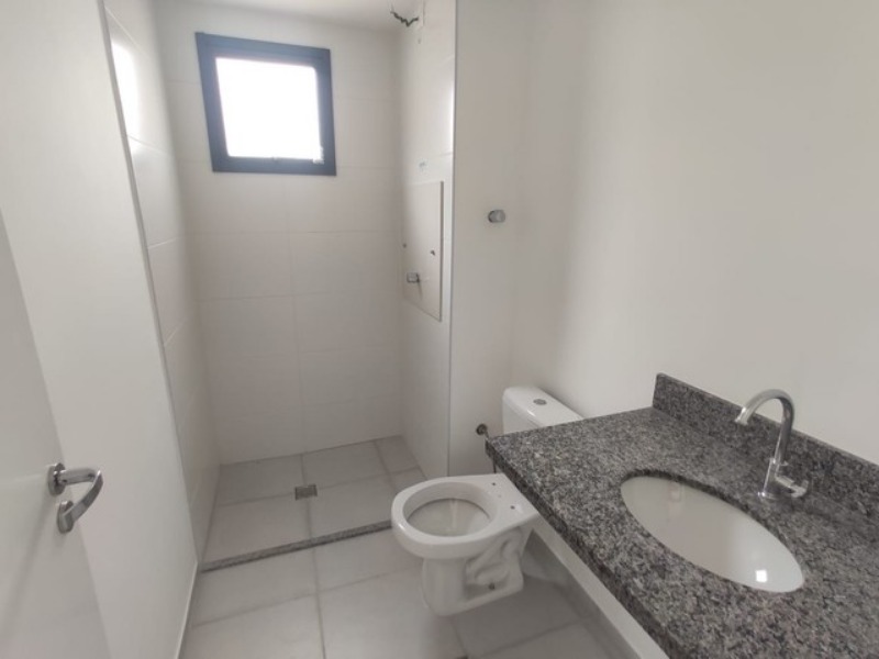 Apartamento à venda com 2 quartos, 37m² - Foto 11