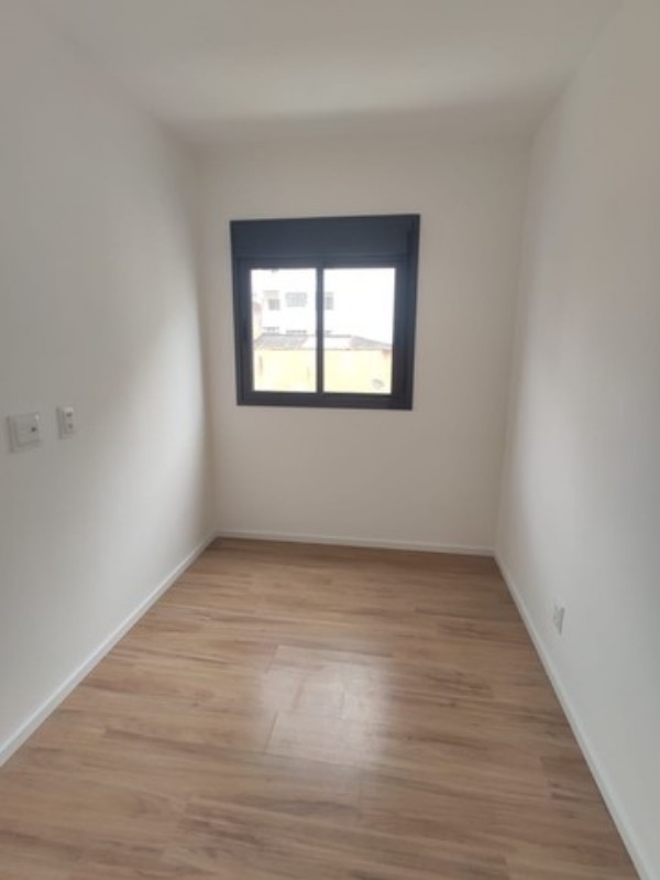 Apartamento à venda com 2 quartos, 37m² - Foto 4