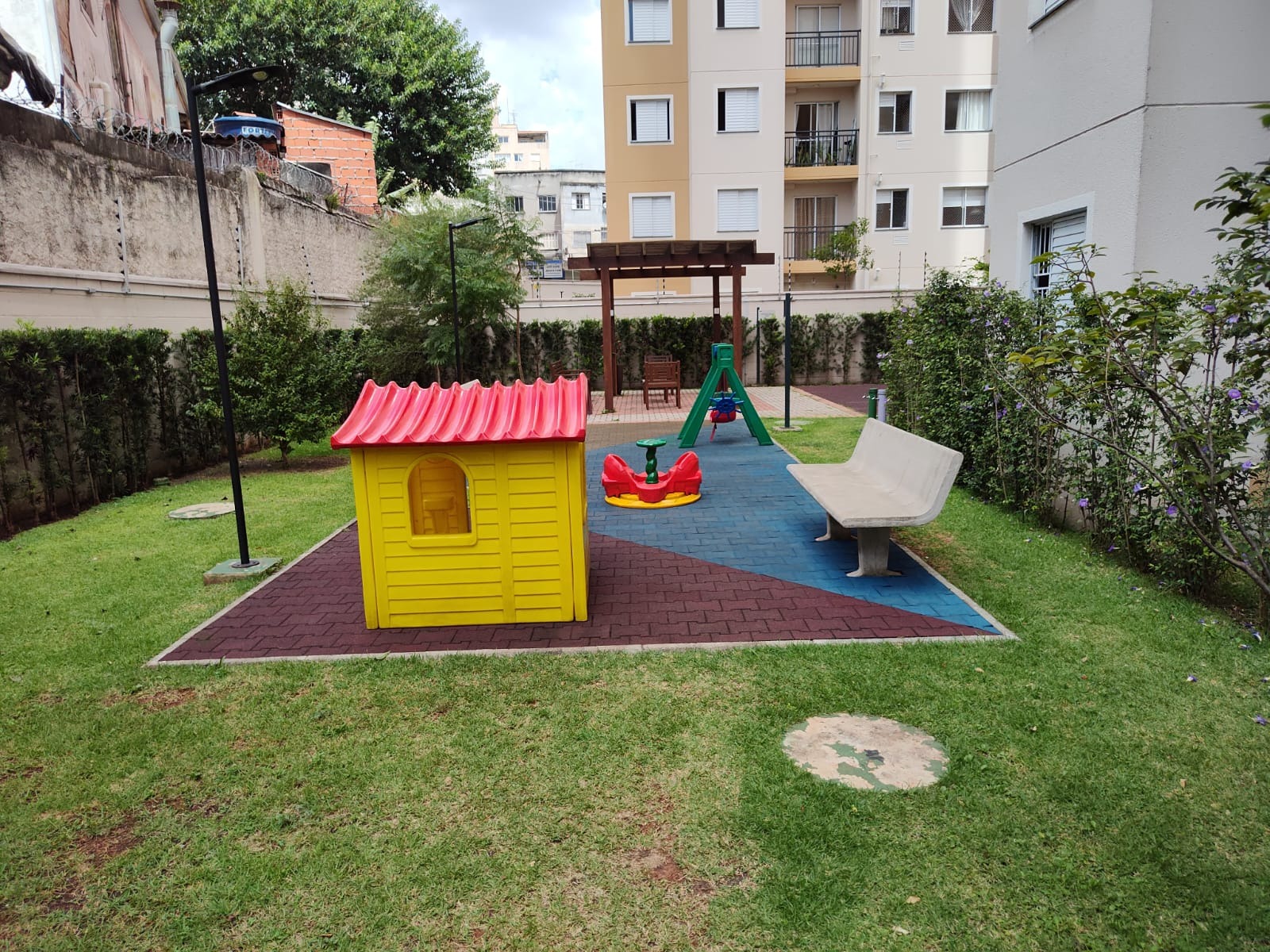 Apartamento à venda com 2 quartos, 42m² - Foto 18