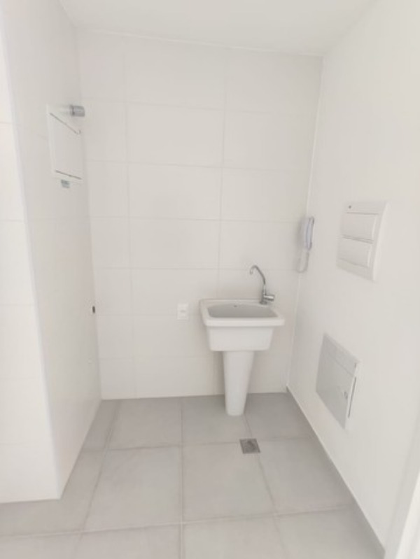 Apartamento à venda com 2 quartos, 37m² - Foto 12