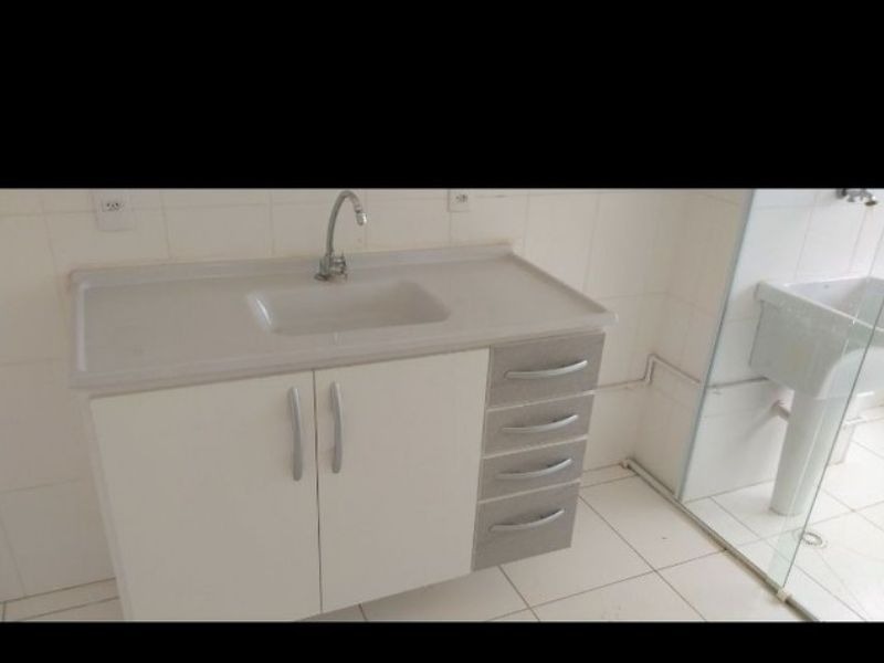 Apartamento à venda com 2 quartos, 41m² - Foto 2