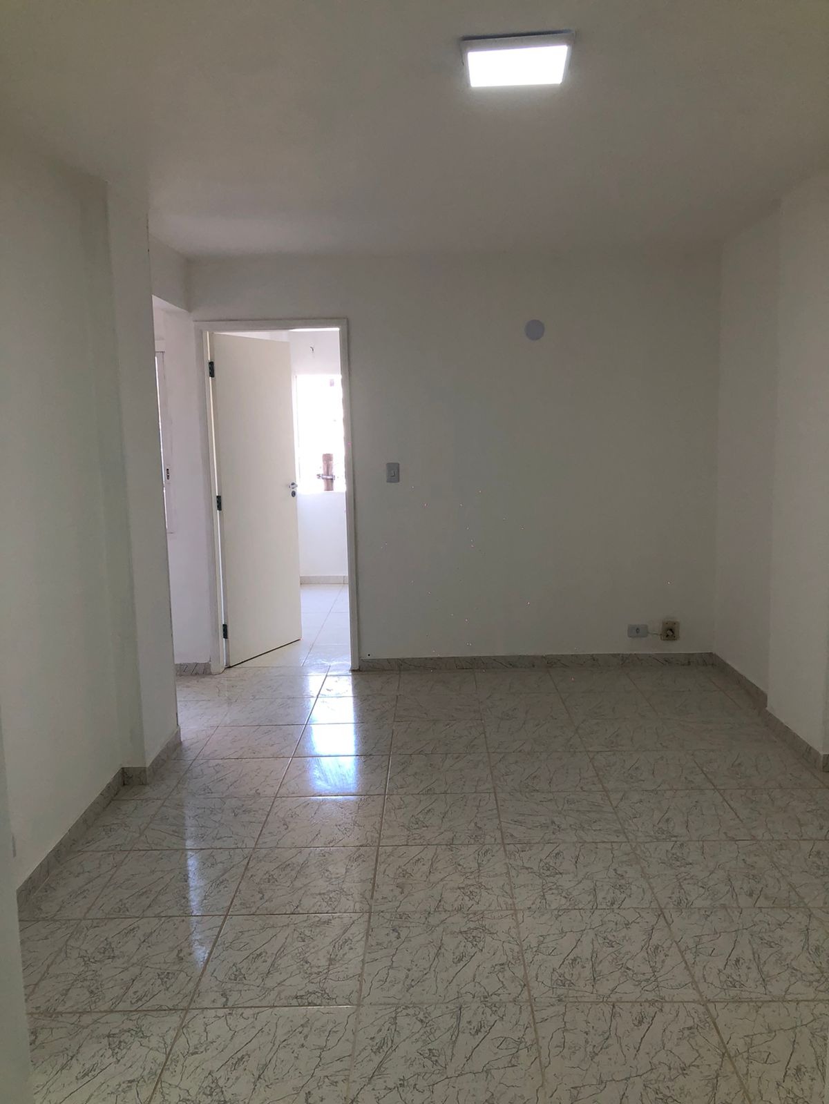 Apartamento à venda com 1 quarto, 44m² - Foto 3