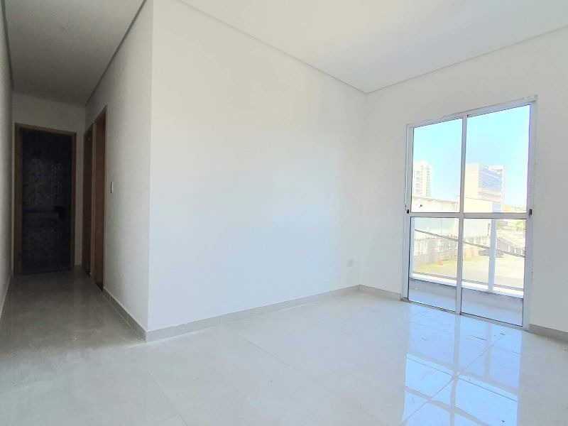 Apartamento à venda com 2 quartos, 42m² - Foto 2