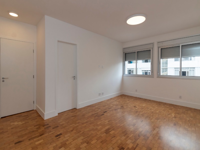 Apartamento à venda com 3 quartos, 270m² - Foto 9