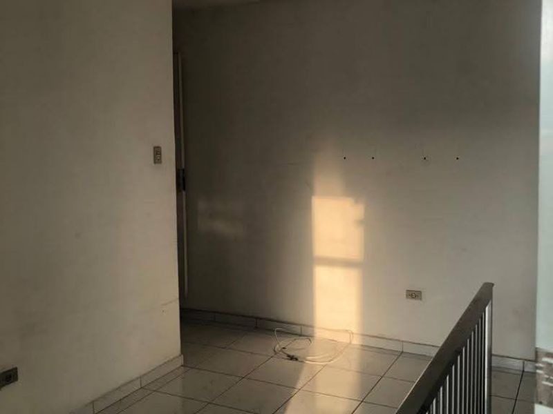 Casa à venda com 4 quartos, 180m² - Foto 6