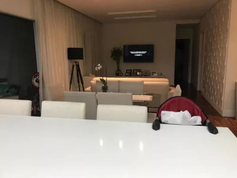 Apartamento à venda com 3 quartos, 132m² - Foto 1