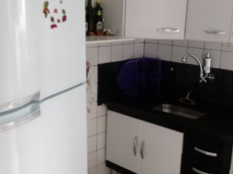 Apartamento à venda com 2 quartos, 70m² - Foto 6