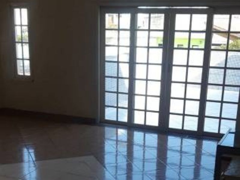 Casa, 3 quartos, 240 m² - Foto 2