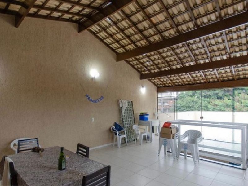 Casa à venda com 3 quartos, 250m² - Foto 14