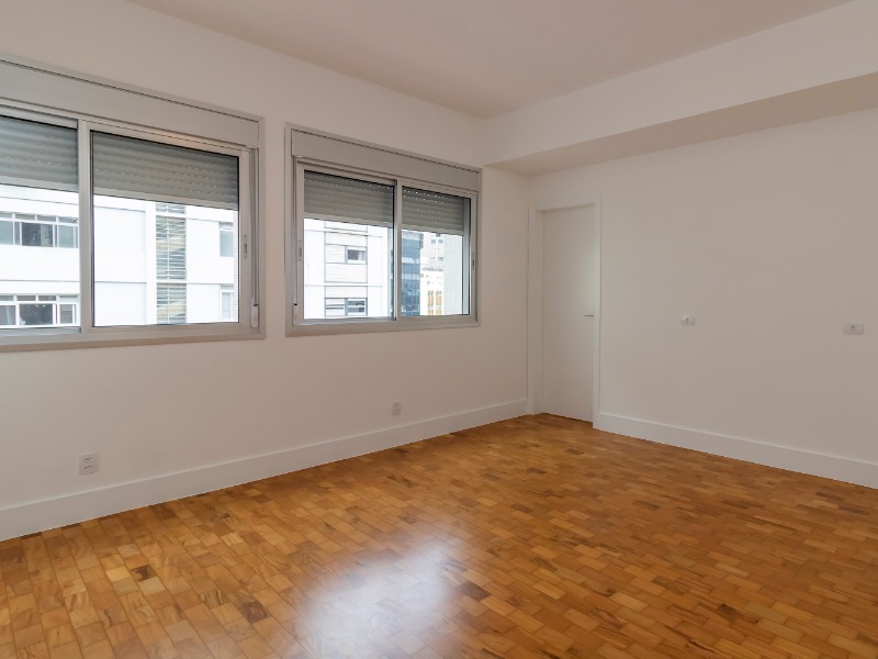 Apartamento à venda com 3 quartos, 270m² - Foto 12