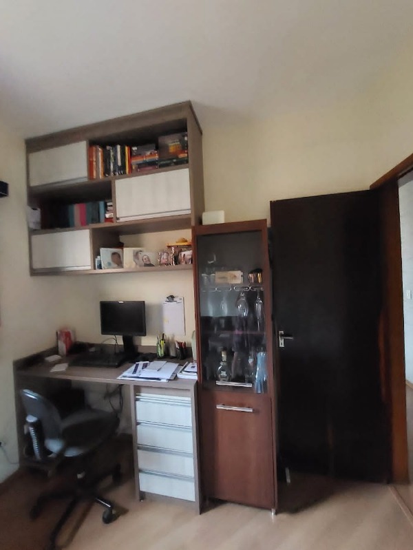 Casa, 6 quartos, 285 m² - Foto 44