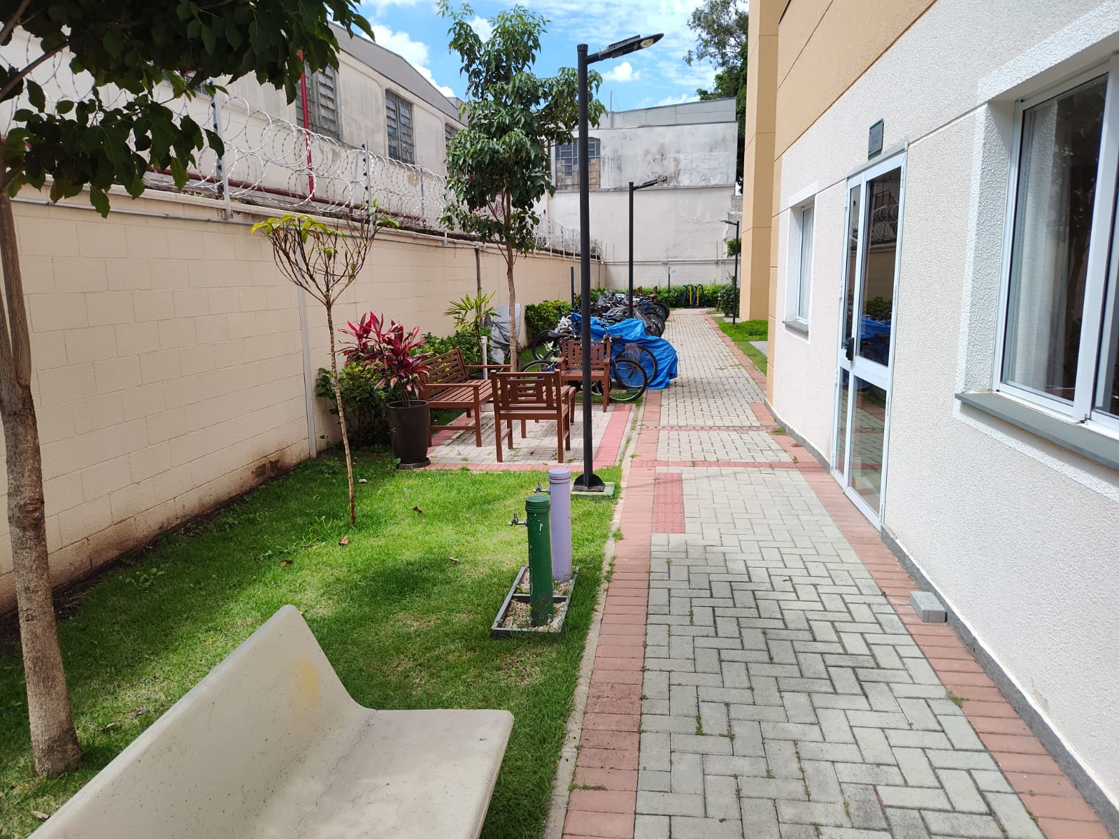 Apartamento à venda com 2 quartos, 42m² - Foto 22