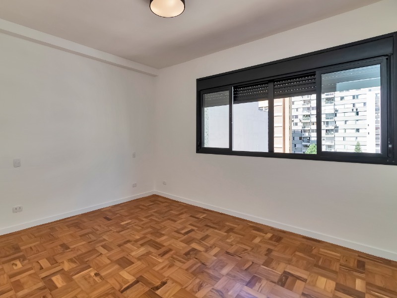 Apartamento à venda com 3 quartos, 133m² - Foto 10