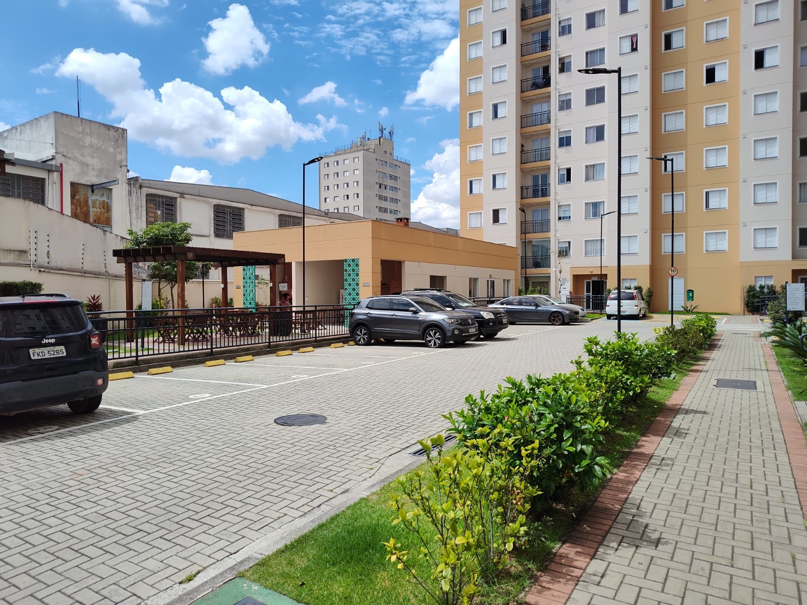 Apartamento à venda com 2 quartos, 42m² - Foto 25