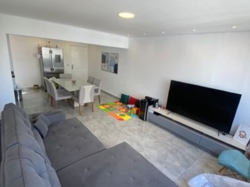 Apartamento à venda com 2 quartos, 78m² - Foto 4