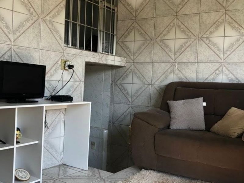 Casa à venda com 4 quartos, 180m² - Foto 3