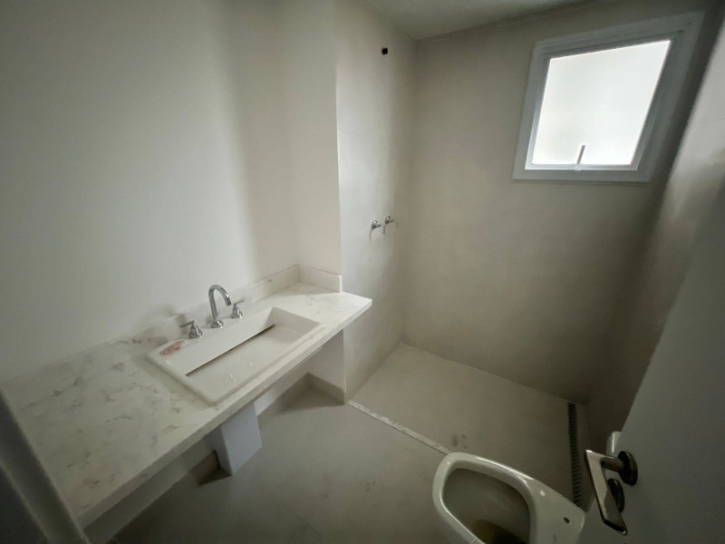 Apartamento à venda com 3 quartos, 167m² - Foto 10