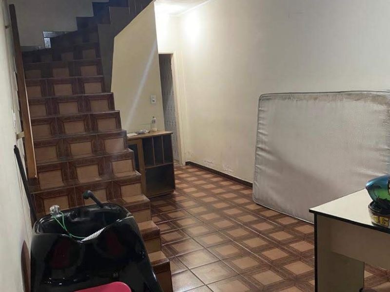 Casa à venda com 2 quartos, 130m² - Foto 5