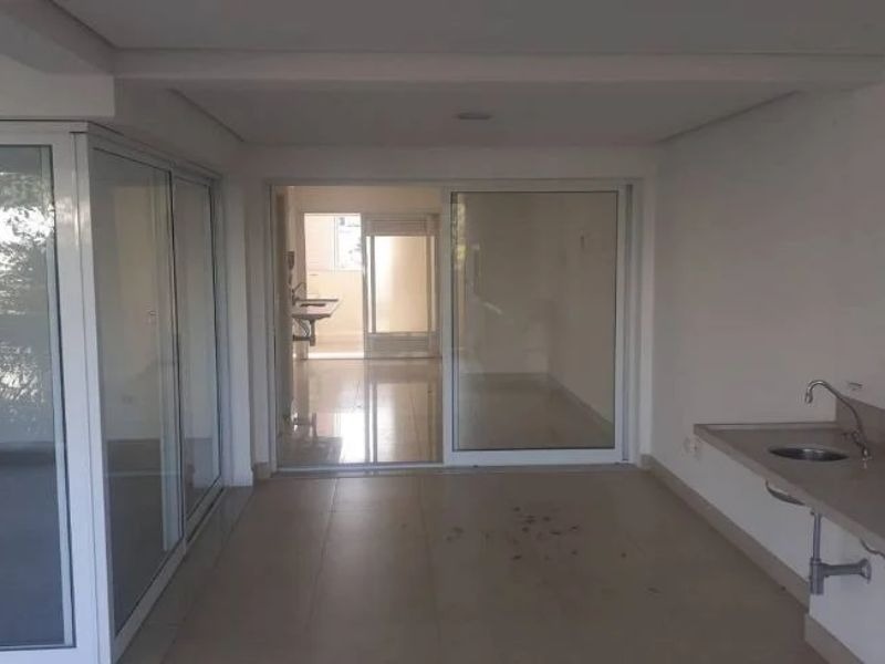 Apartamento à venda com 4 quartos, 234m² - Foto 3