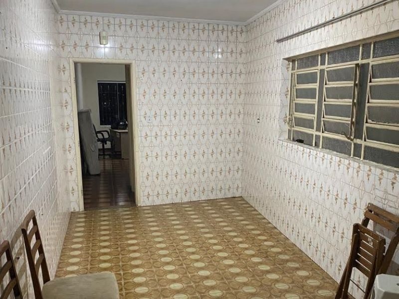 Casa à venda com 2 quartos, 130m² - Foto 11