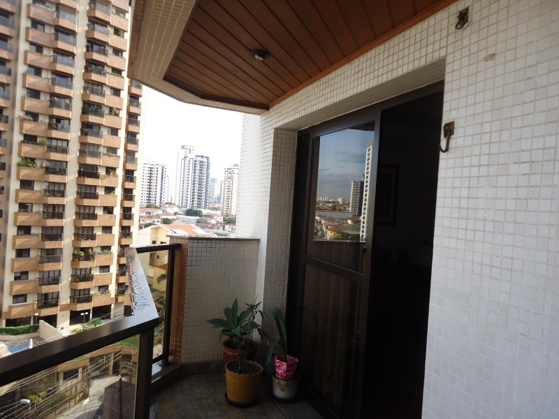 Apartamento à venda com 3 quartos, 183m² - Foto 46