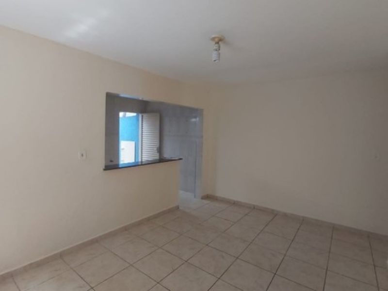 Casa à venda com 3 quartos, 200m² - Foto 5