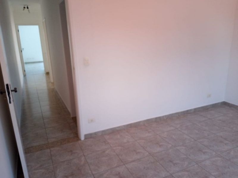 Casa à venda com 3 quartos, 120m² - Foto 11