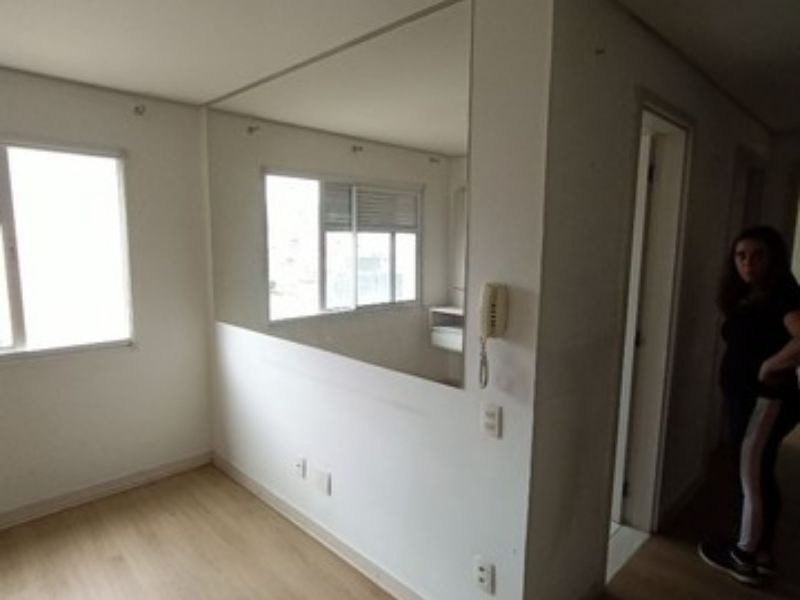 Apartamento à venda com 2 quartos, 44m² - Foto 4