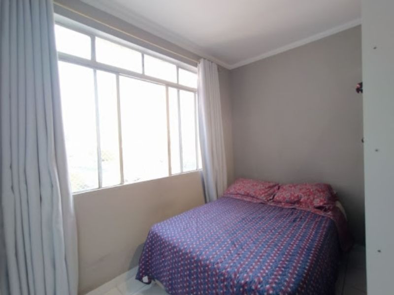 Apartamento à venda com 1 quarto, 47m² - Foto 13