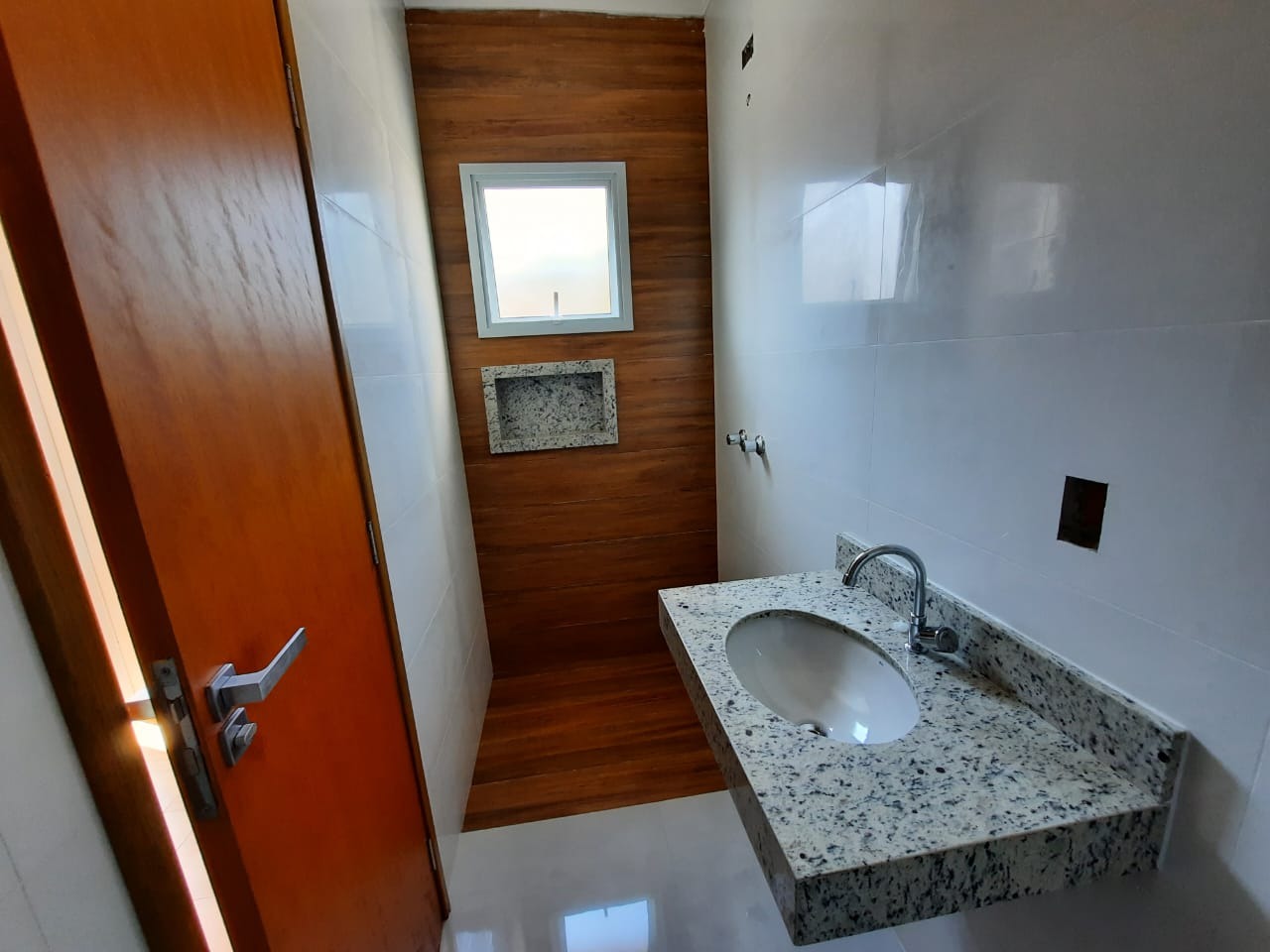 Casa à venda com 3 quartos, 90m² - Foto 9