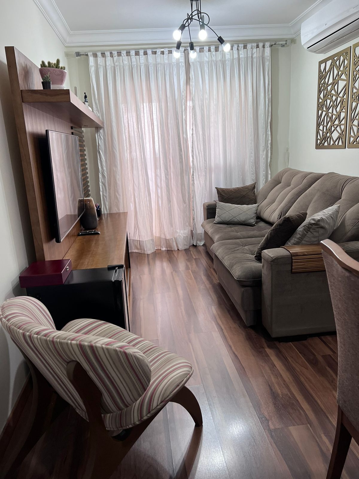 Apartamento à venda com 3 quartos, 70m² - Foto 2