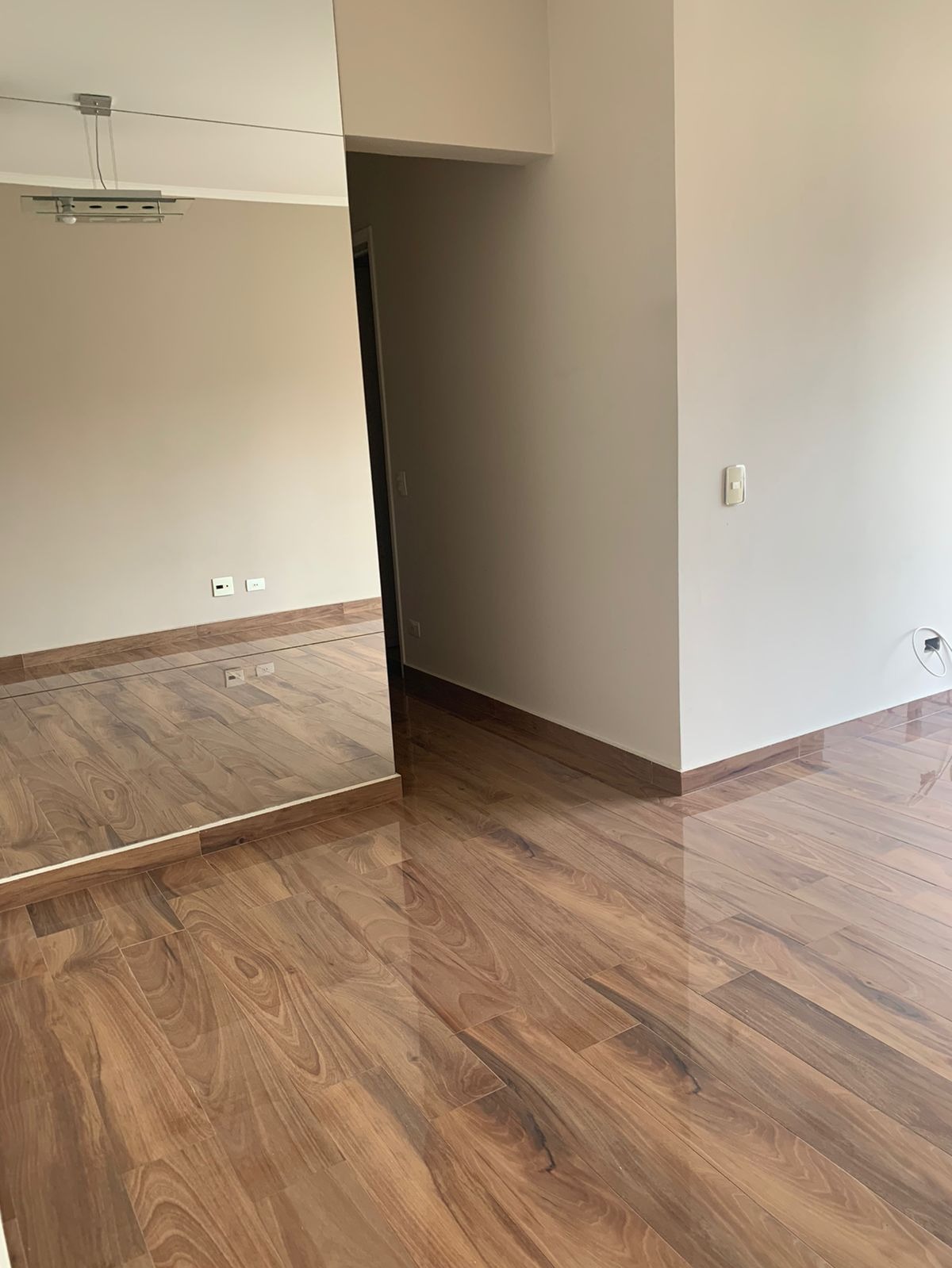 Apartamento à venda e aluguel com 3 quartos, 70m² - Foto 1