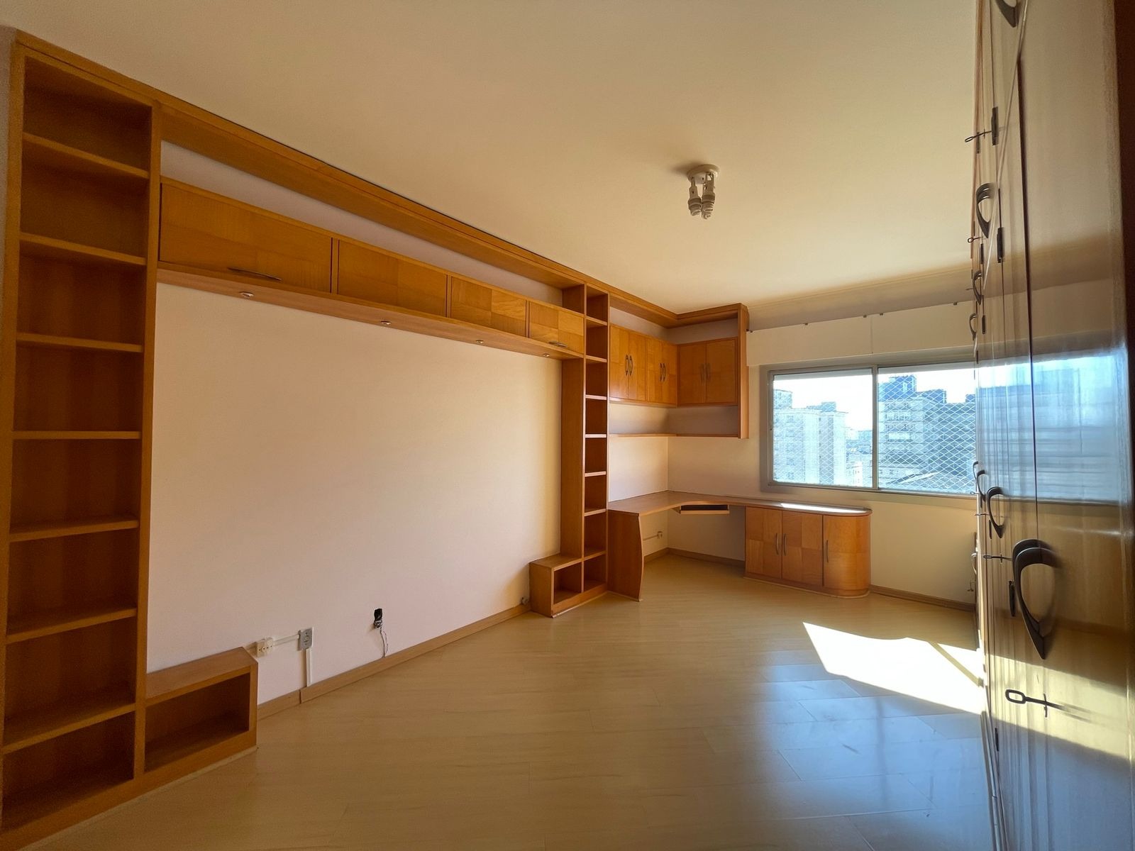 Apartamento à venda com 3 quartos, 230m² - Foto 27