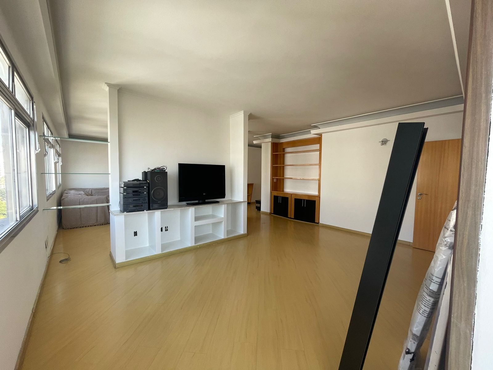 Apartamento à venda com 3 quartos, 230m² - Foto 38