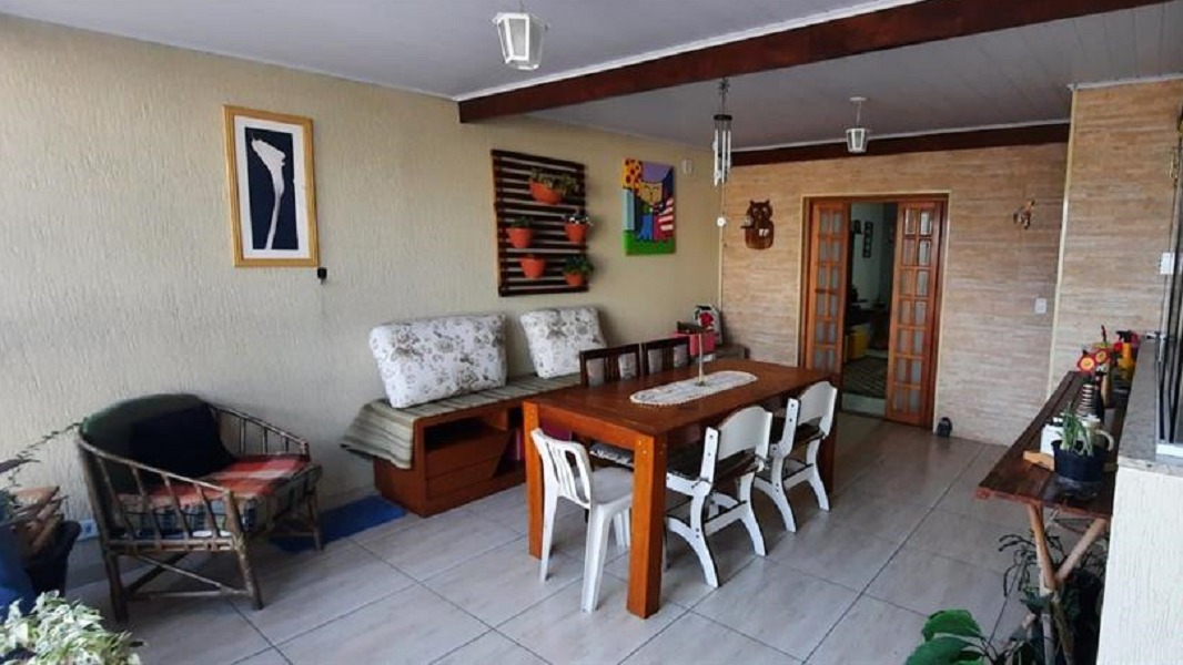 Casa à venda com 5 quartos, 90m² - Foto 10