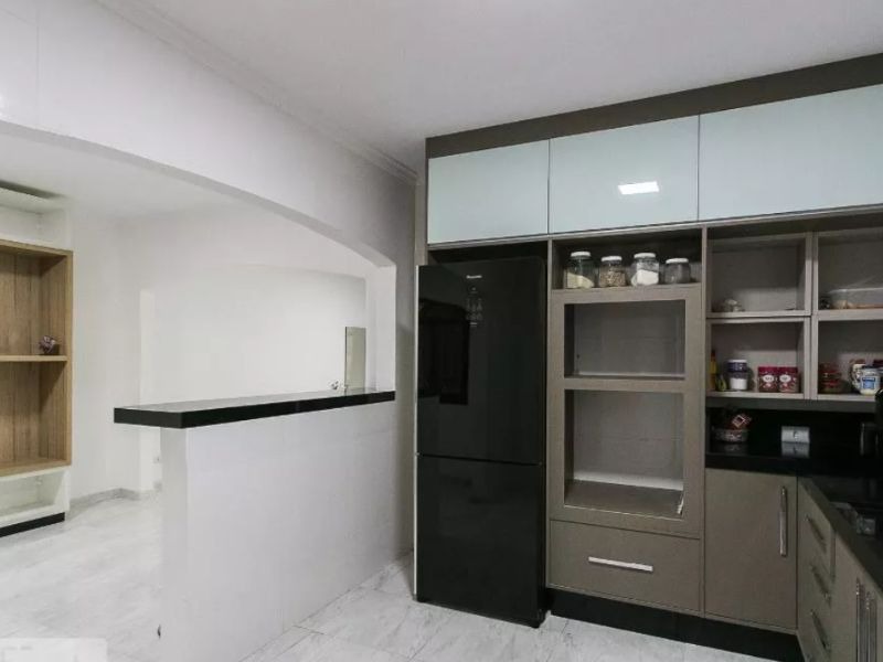 Casa à venda com 3 quartos, 282m² - Foto 8