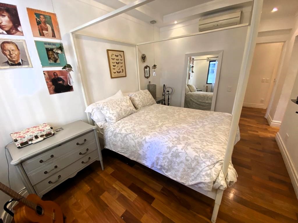 Apartamento à venda com 4 quartos, 246m² - Foto 17