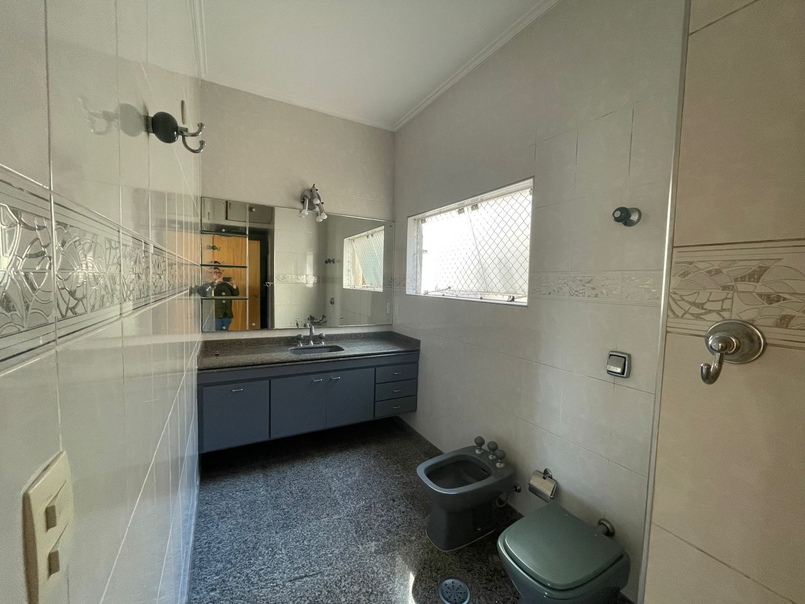 Apartamento à venda com 3 quartos, 230m² - Foto 19