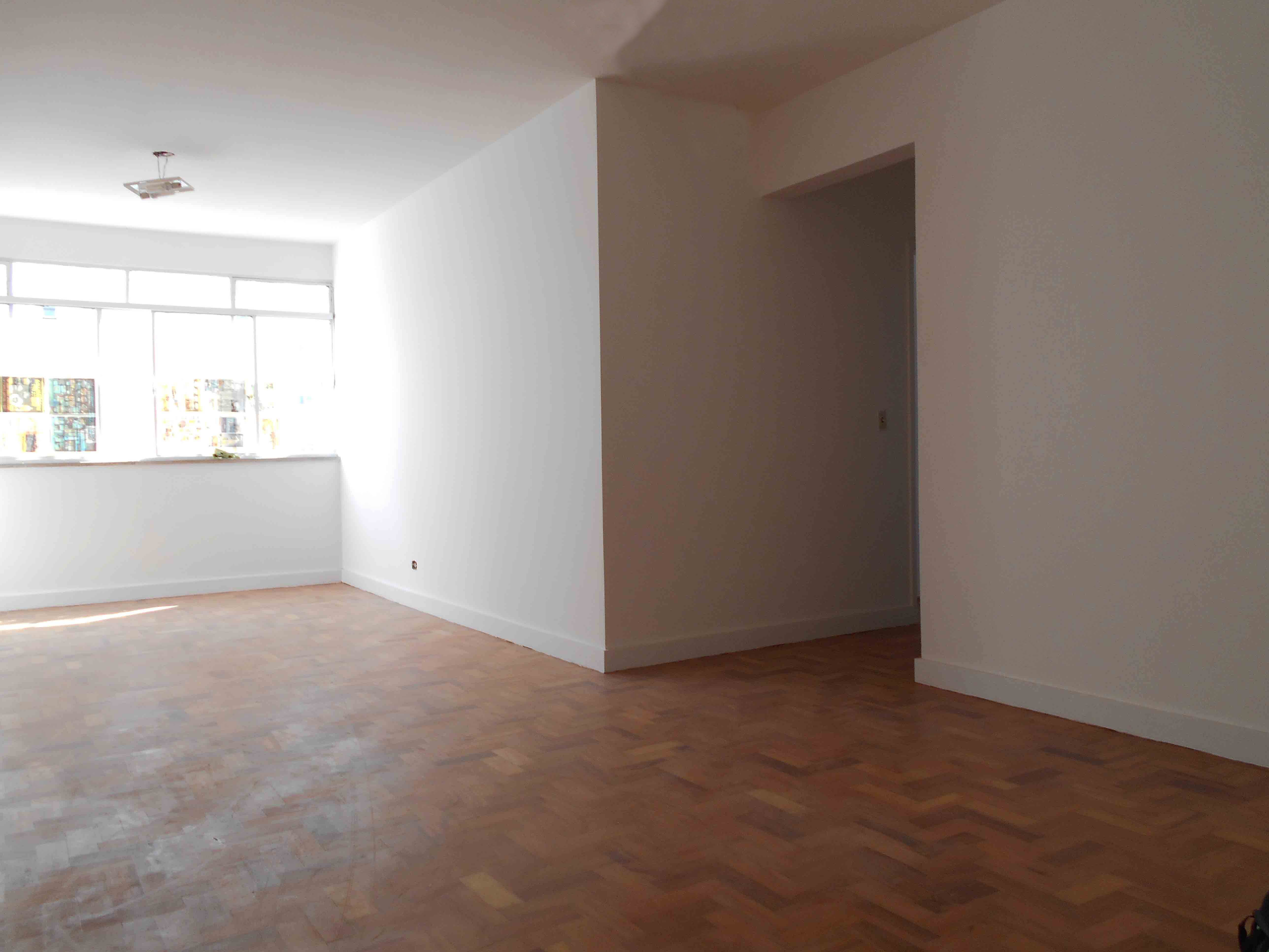 Apartamento à venda com 3 quartos, 102m² - Foto 1