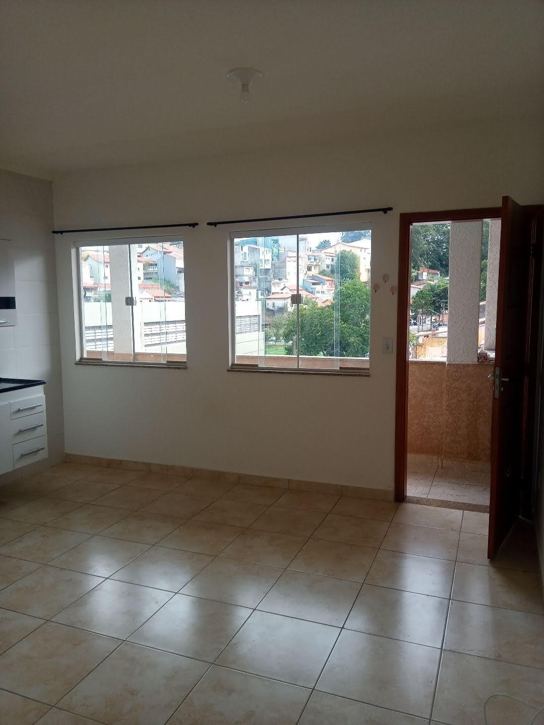 Apartamento à venda com 2 quartos, 37m² - Foto 1