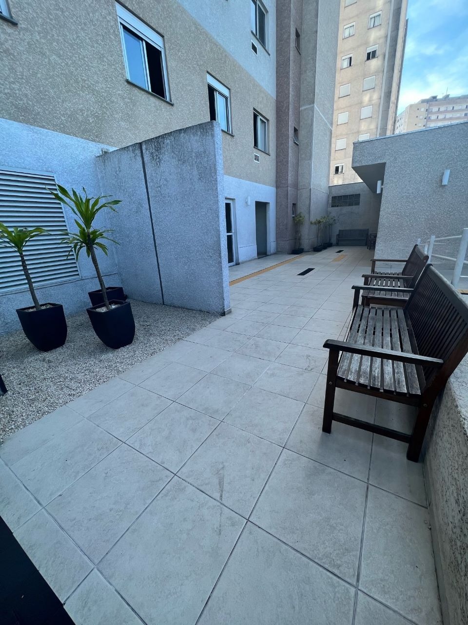 Apartamento à venda com 2 quartos, 40m² - Foto 14