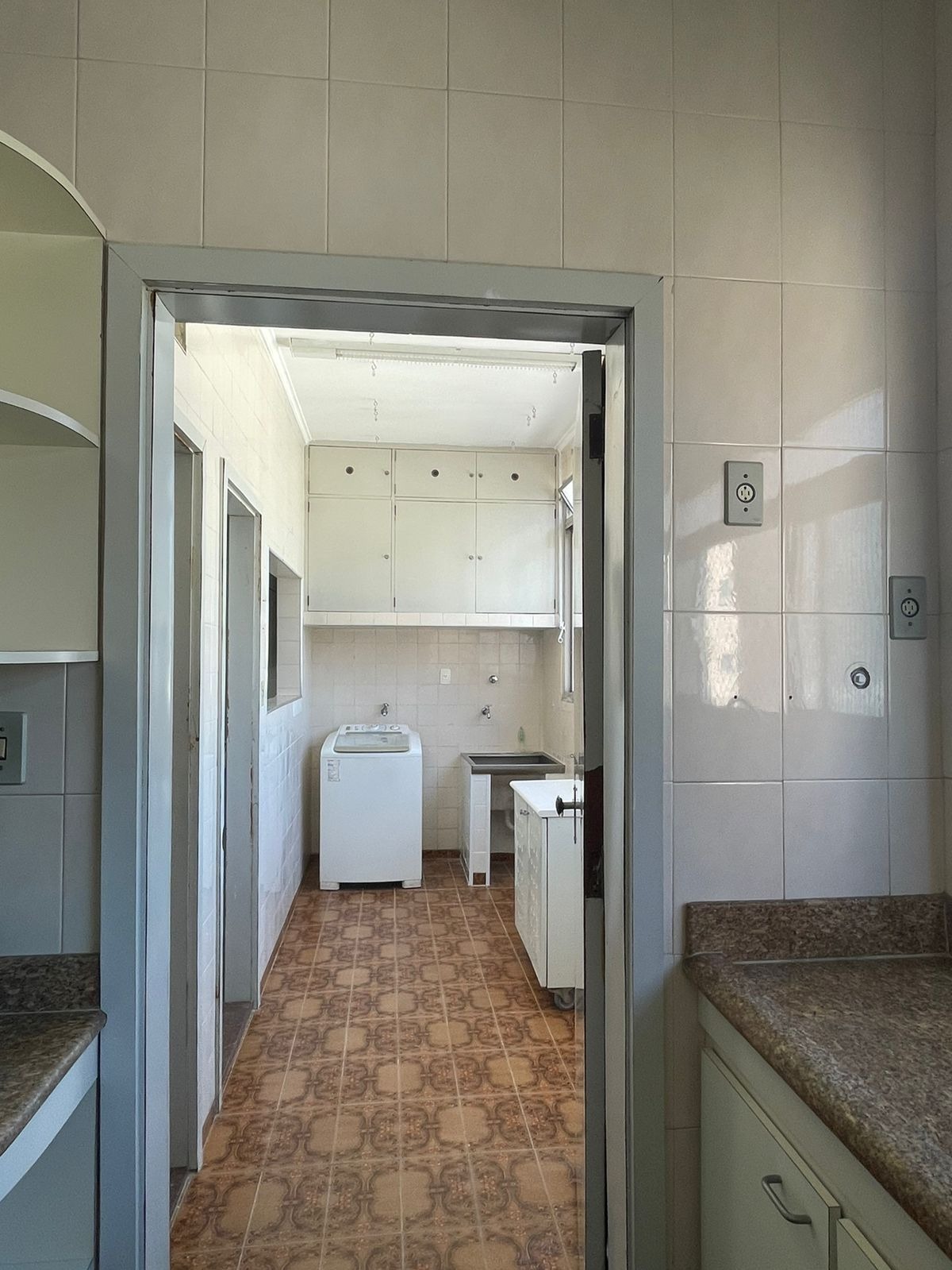 Apartamento à venda com 3 quartos, 230m² - Foto 12