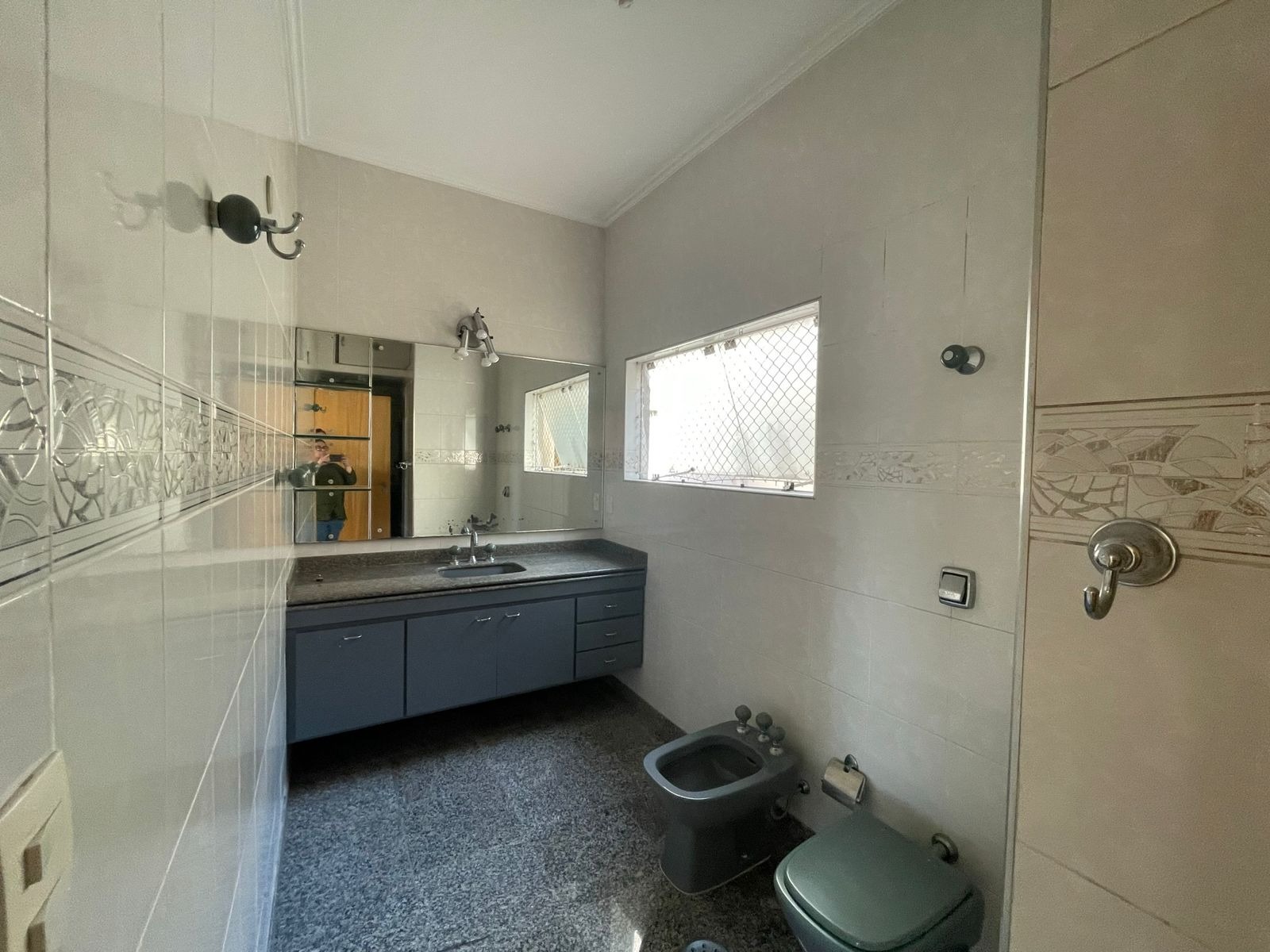 Apartamento à venda com 3 quartos, 230m² - Foto 25