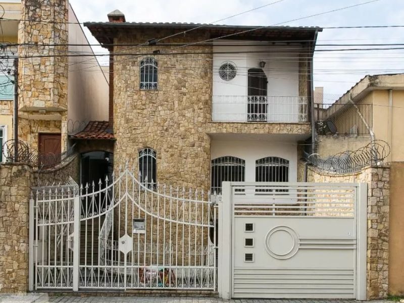 Casa à venda com 3 quartos, 282m² - Foto 1