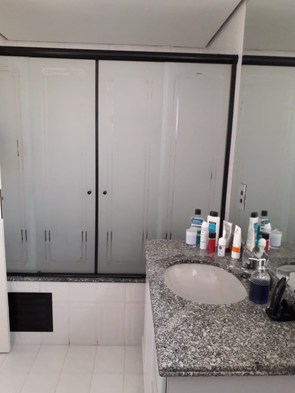 Apartamento à venda com 3 quartos, 137m² - Foto 23