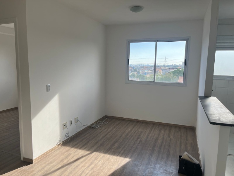 Apartamento à venda com 2 quartos, 46m² - Foto 1