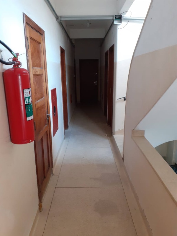 Apartamento à venda com 2 quartos, 70m² - Foto 18